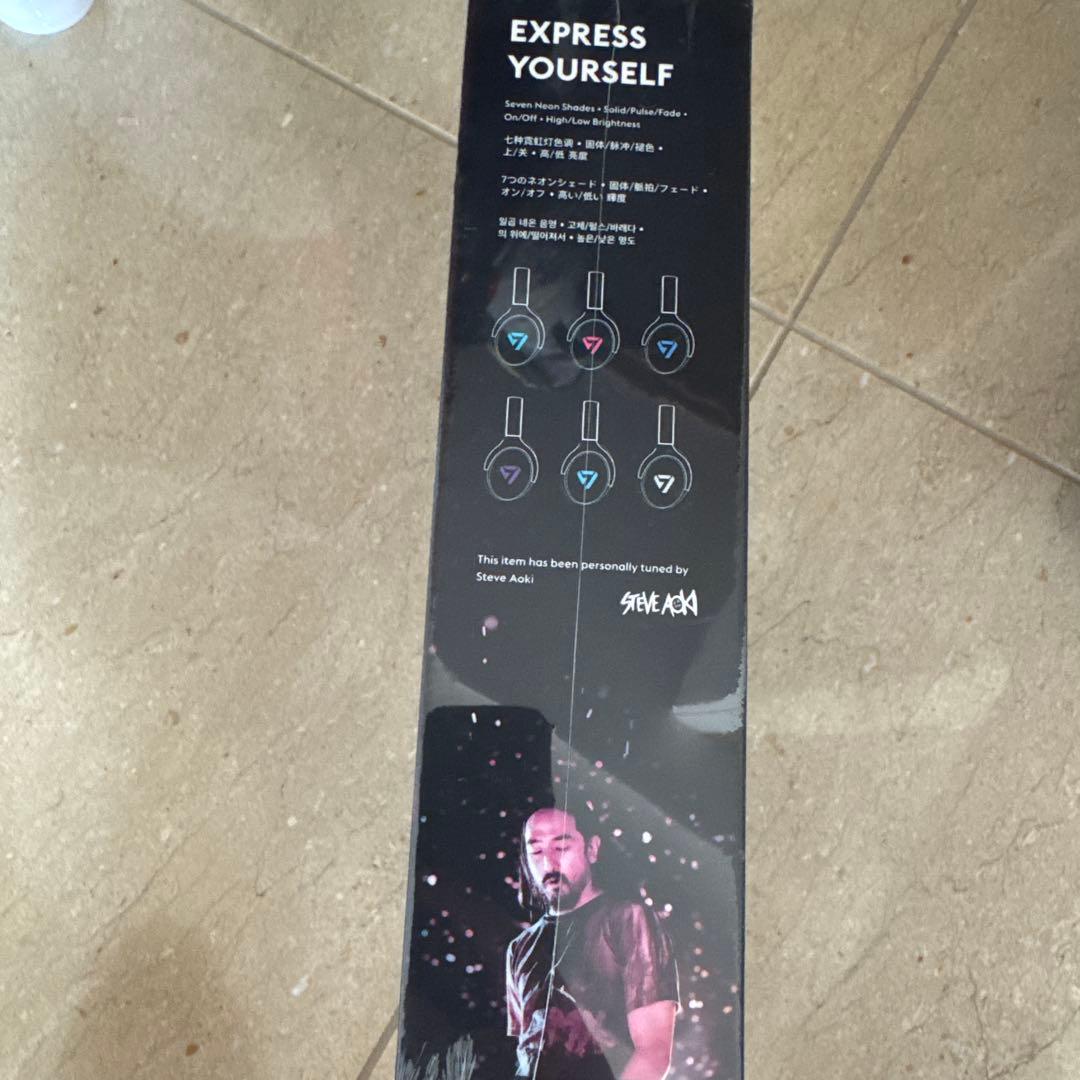 ヘッドホン Neon 100 SVN sound by Aoki Neon 100