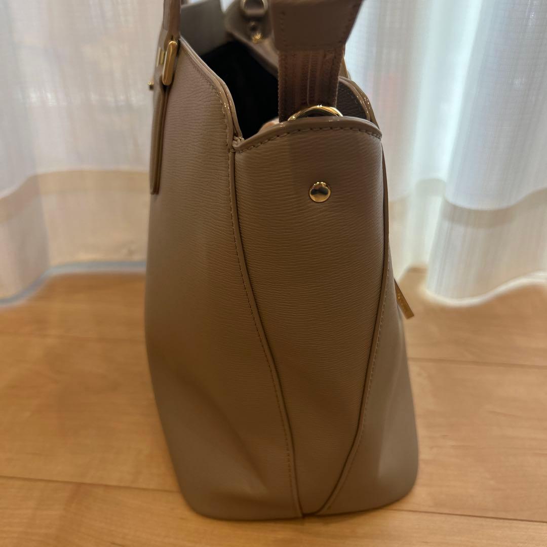 極美品　PINKY＆DIANNE　2WAYトートバッグ　A4バック