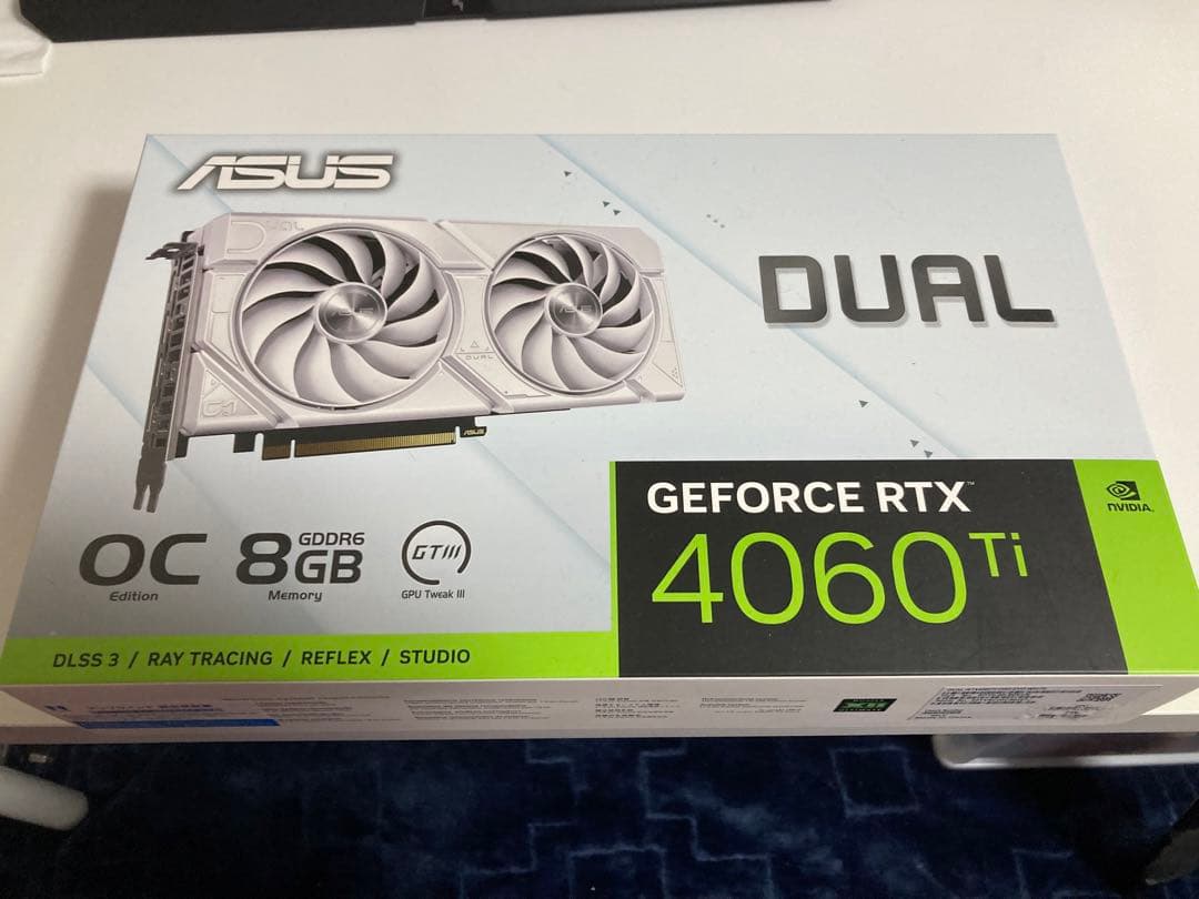 GeForce RTX 4060 Ti 8GB ホワイト 白
