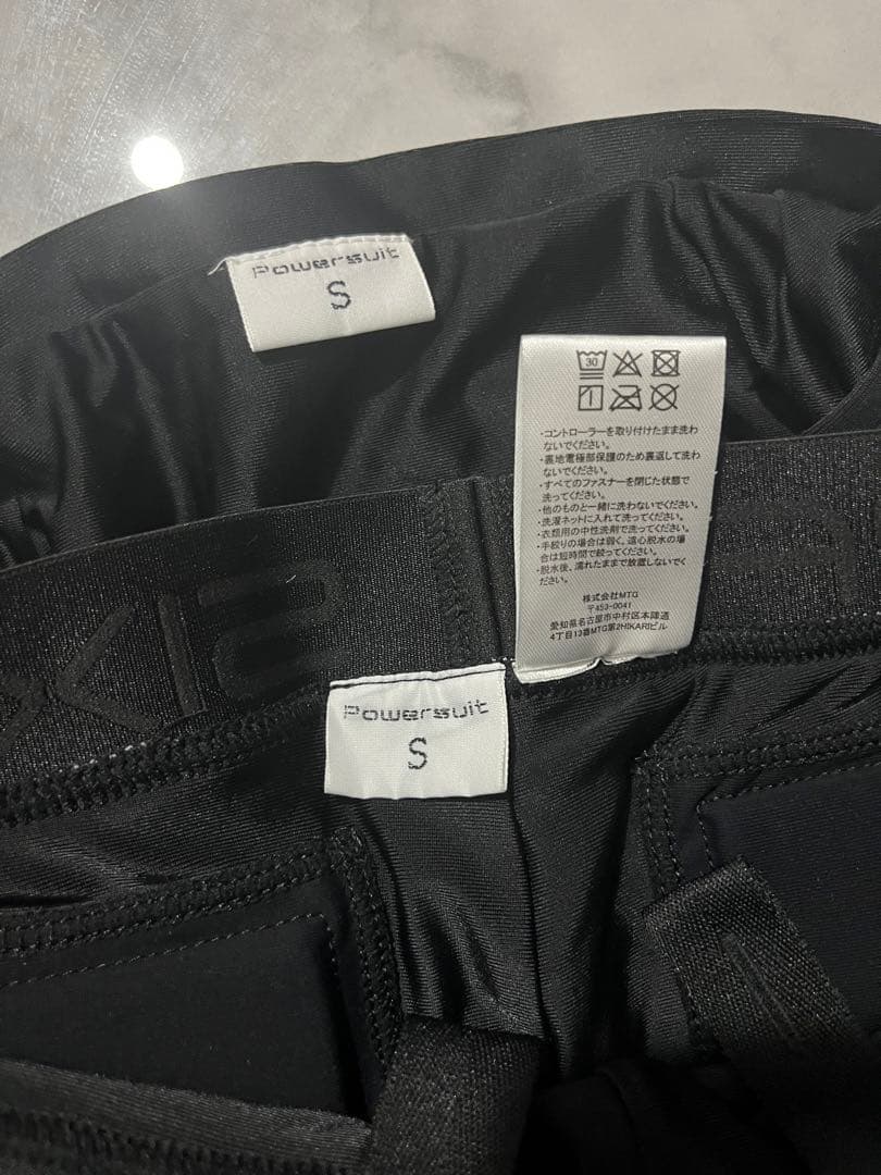 シックスパッド　パワースーツ　レディースSサイズ　動作確認済み　値下げ中！