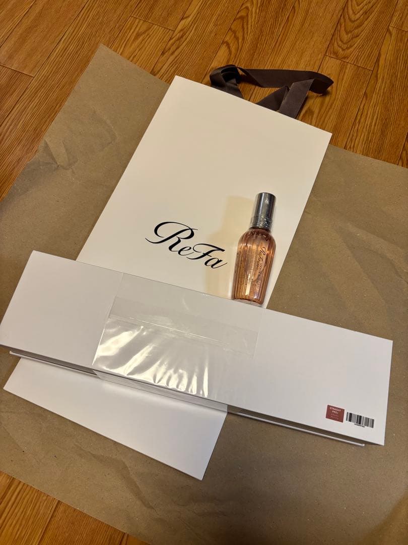 ReFa リファストレートアイロン プロ+とオイルセット　ショッパー付き