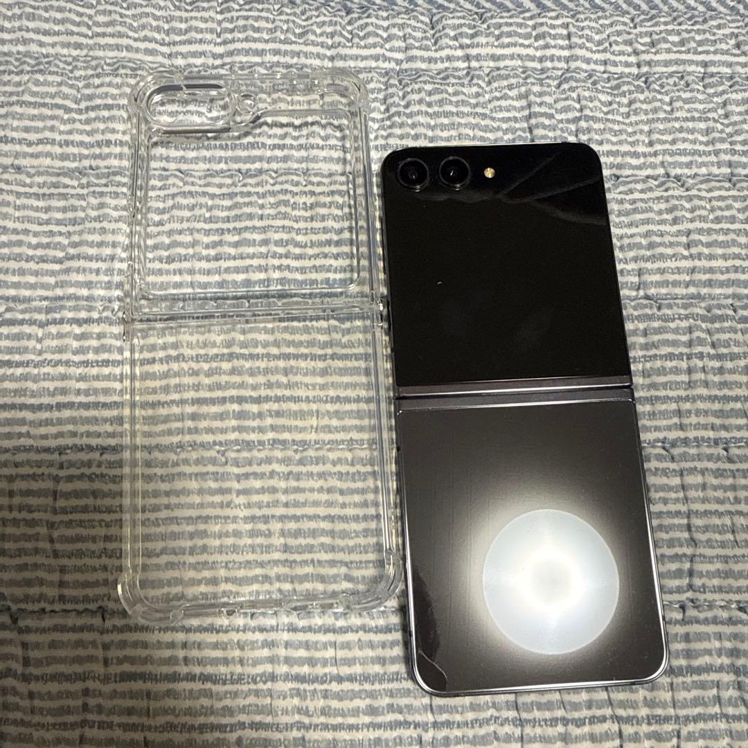 ち*中様 [オークション]Galaxy Z Flip5 256GB SIMフリー