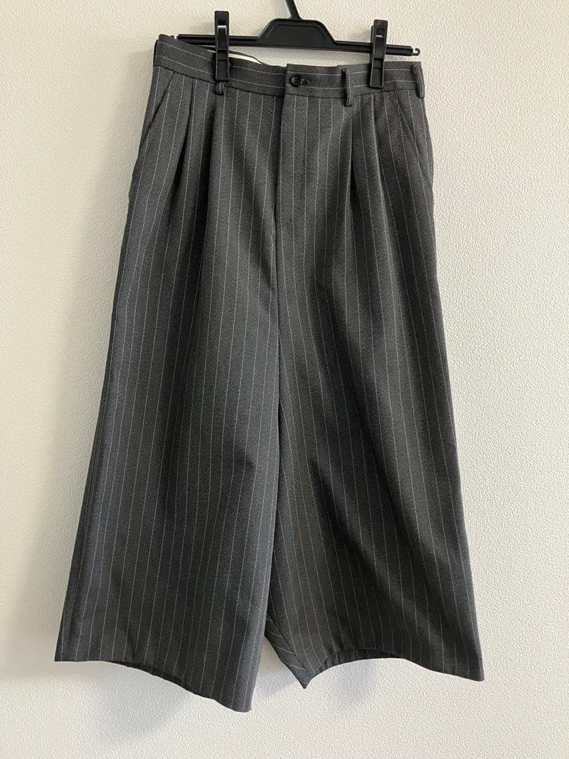 ★★お取置き品★★コムデギャルソンレディース　ストライプ グレー ガウチョパンツ