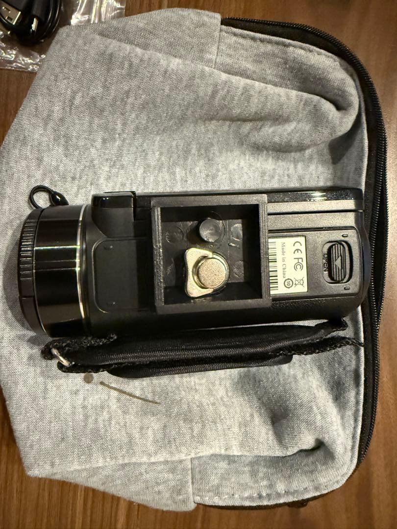 ビデオカメラ 4K YouTubeカメラWIFI機能 5600万画素