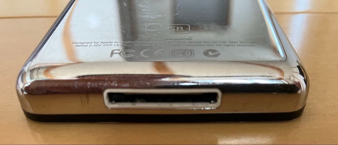 Apple iPod classic 第5世代 30GB 黒　動作確認済み