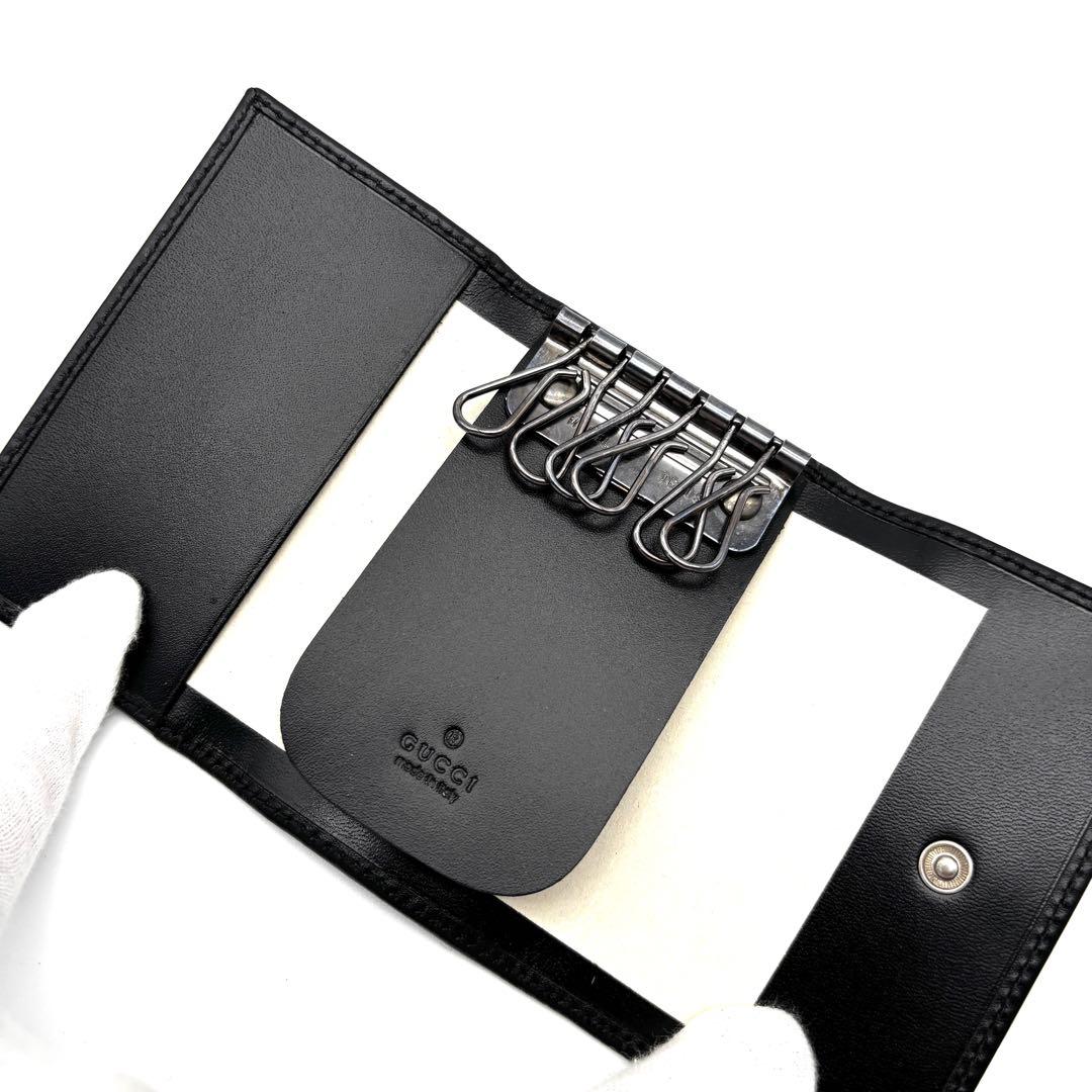 未使用保管品 グッチ 6連 キーケース GG キャンバス レザー メンズ 黒