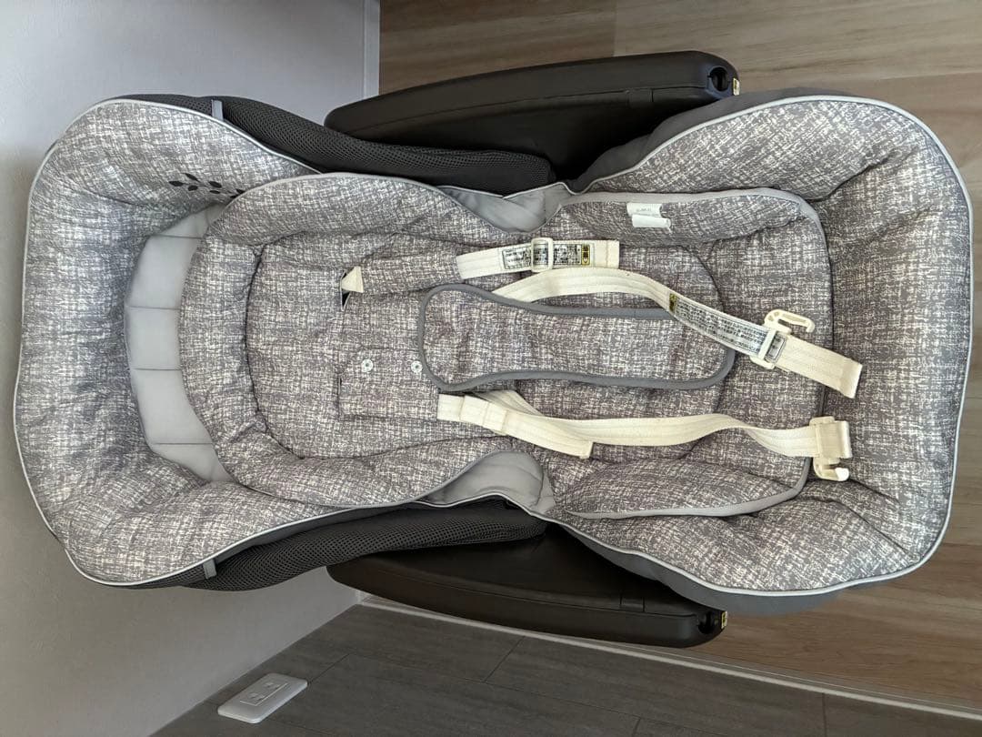 Aprica アップリカ　電動　ハイローチェア　ユラリズム　オートライト