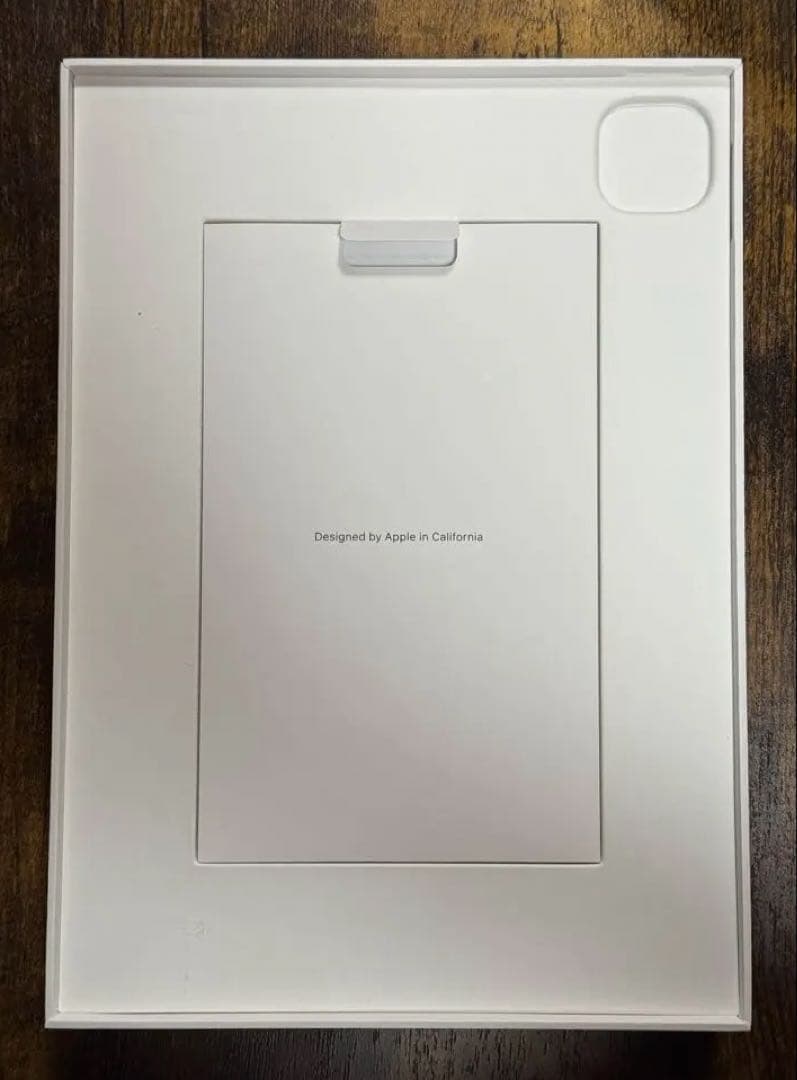 iPad Pro 11インチ Apple Pen Pro 他アクセサリー付き