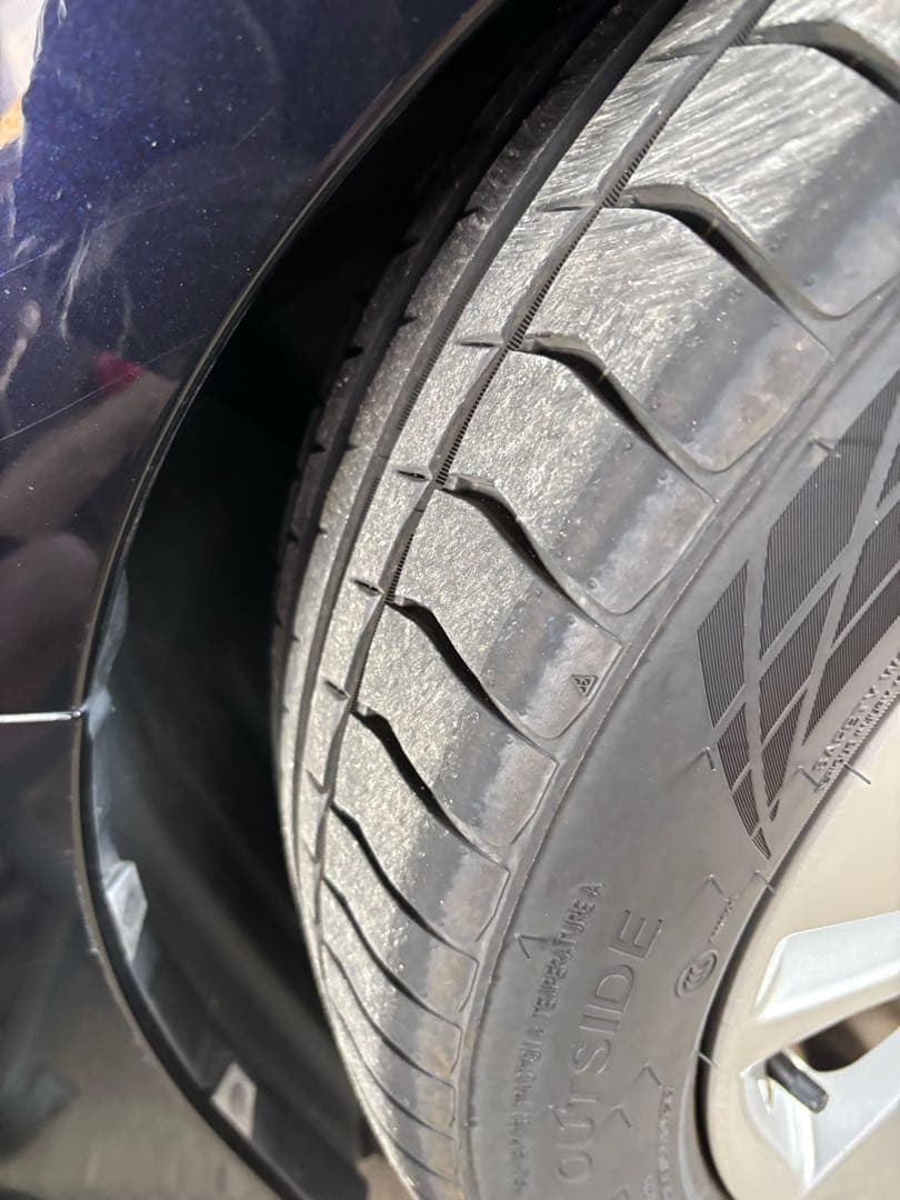 レクサスHS 純正17インチタイヤセット 発送1/25になります。