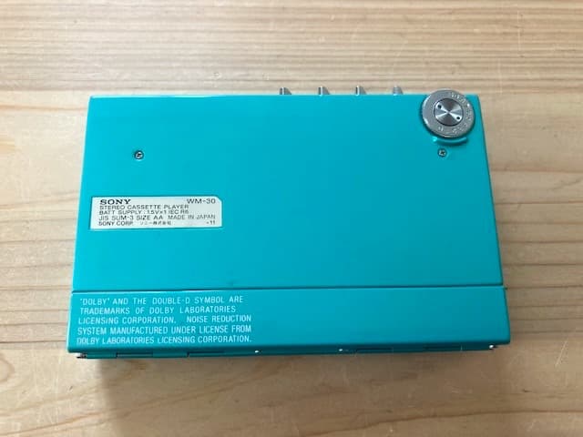 美品 高音質 整備済完全動作品 ソニー WM-30 グリーン 超レア色