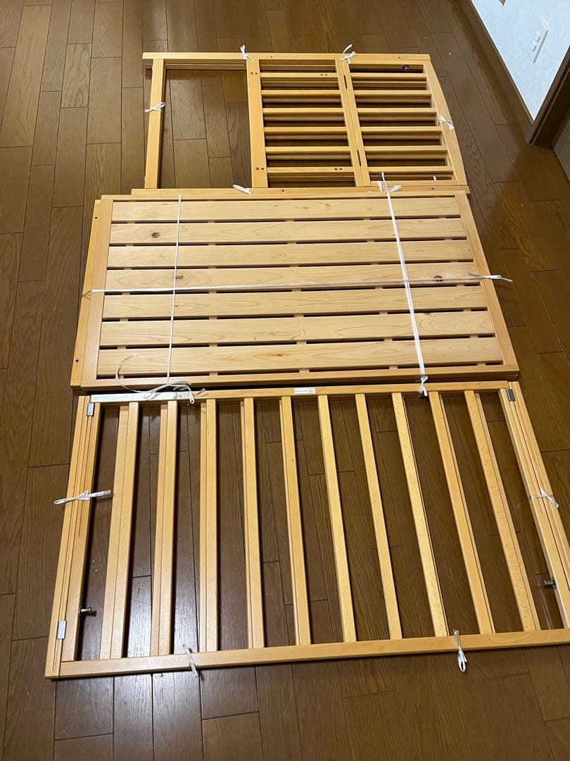 【直接引き渡し】徳島県 ベビーベッド　ヤマサキハイタイプ2ドアオープン2段階調整