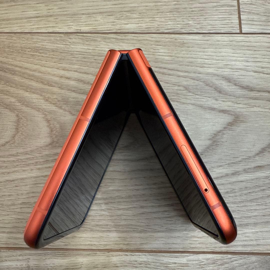 motorola razr 50 本体 512GB 12GB+4GB RAM