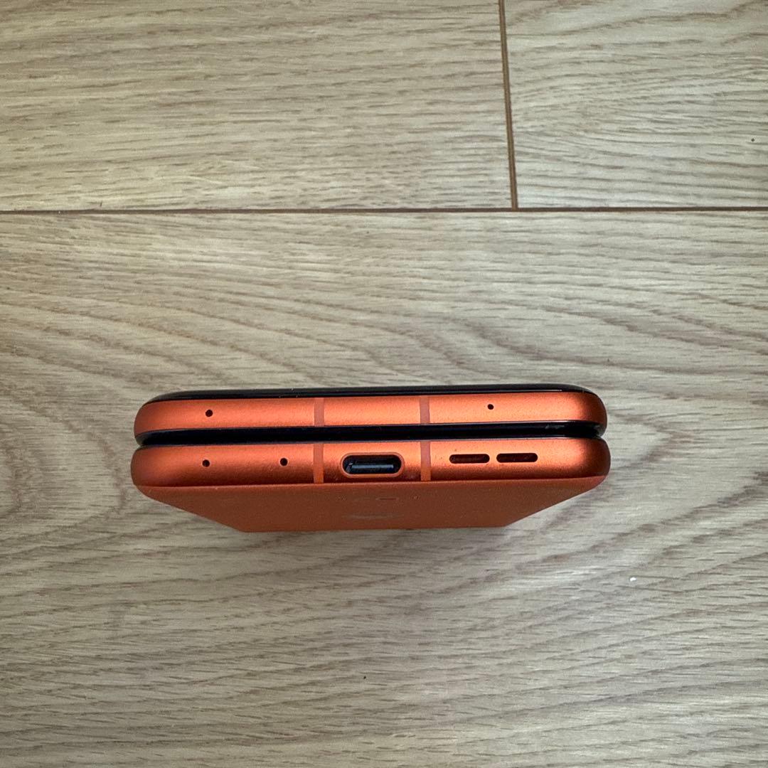 motorola razr 50 本体 512GB 12GB+4GB RAM