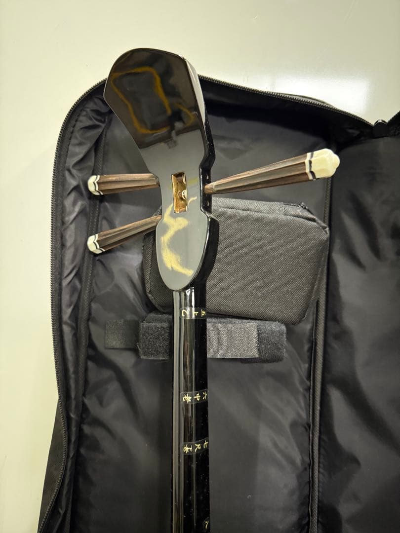 沖縄三味線　三線　ケース付き