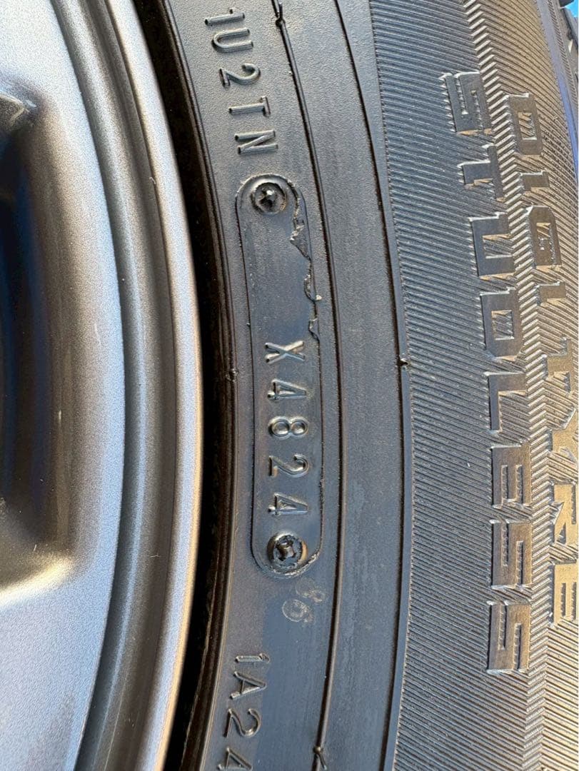 【⭐︎年末最終セール中⭐︎】ダンロップ 195/80R15 タイヤ・ホイールセット