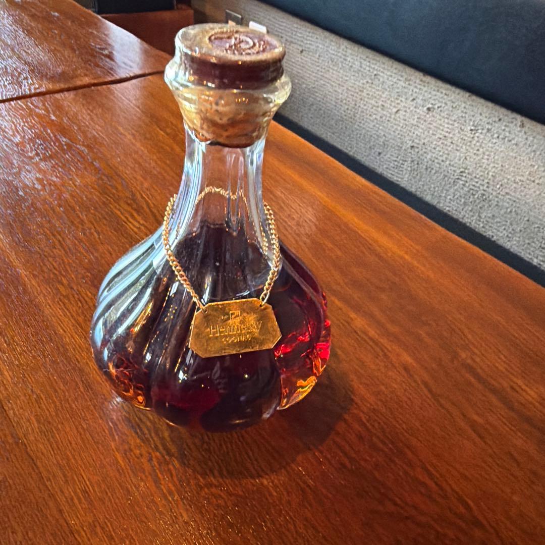 「希少 未開封 ヘネシー ノスタルジー デキャンタ 古酒 700ml 箱なし」