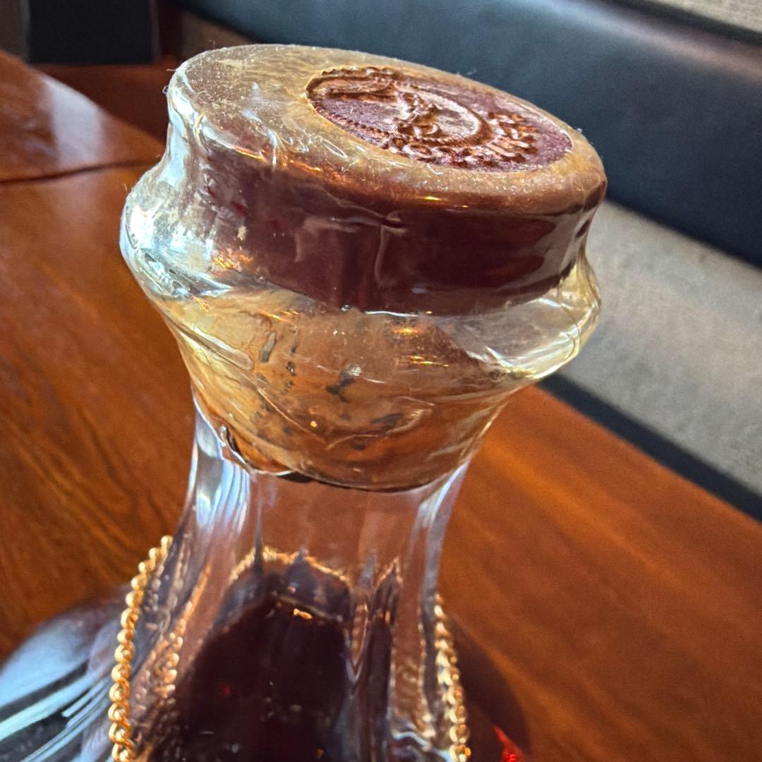 「希少 未開封 ヘネシー ノスタルジー デキャンタ 古酒 700ml 箱なし」