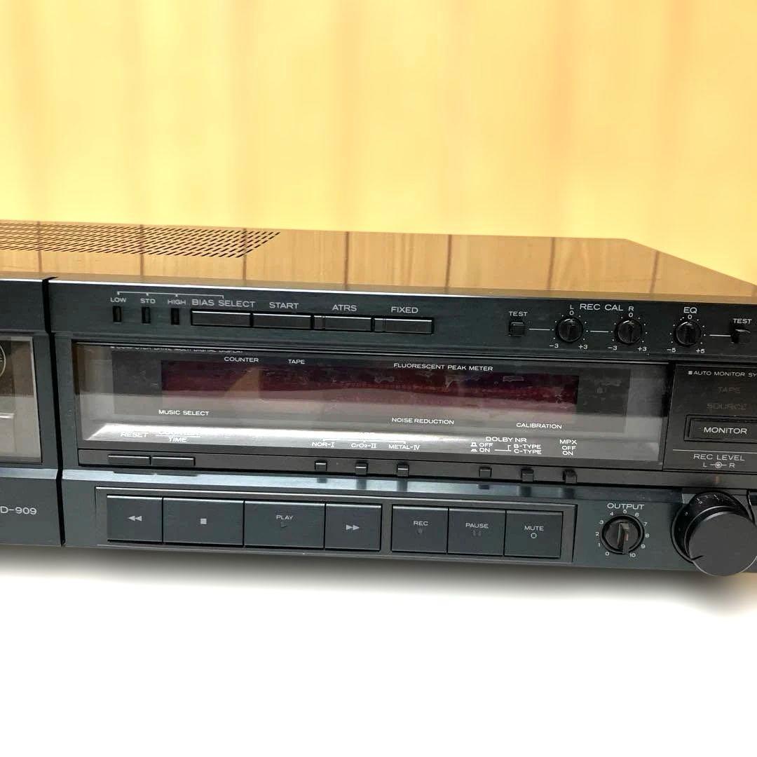 ESH010 日立 Lo-D D-909 ステレオカセットデッキ（ジャンク）