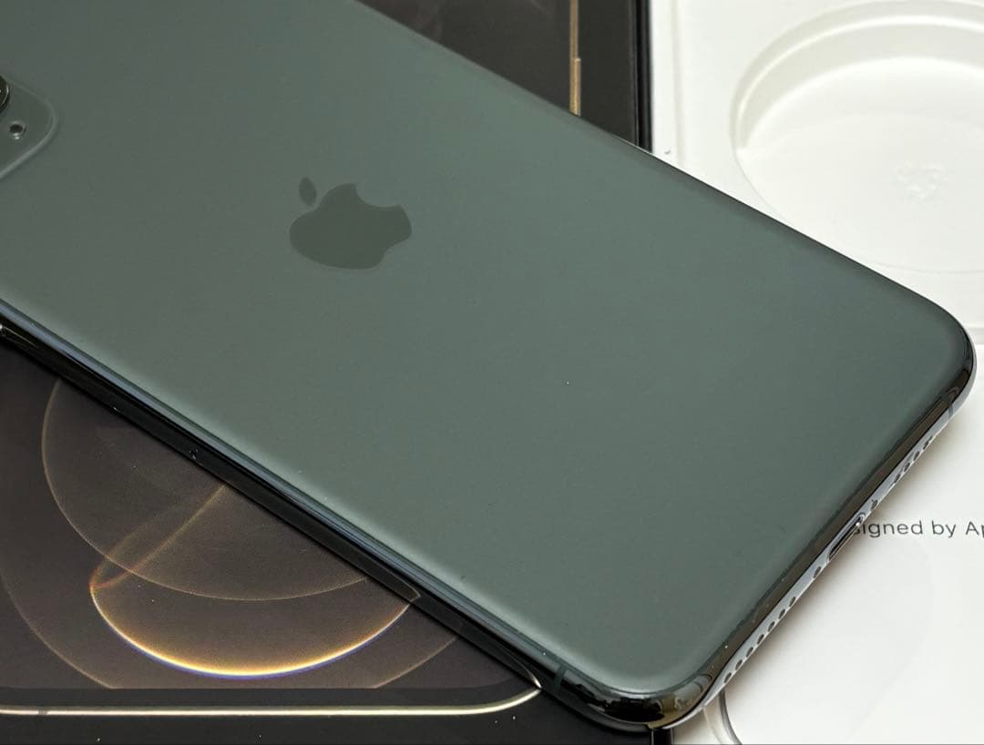 【美品】iPhone 11 PRO MAX 256GB ミッドナイトグリーン
