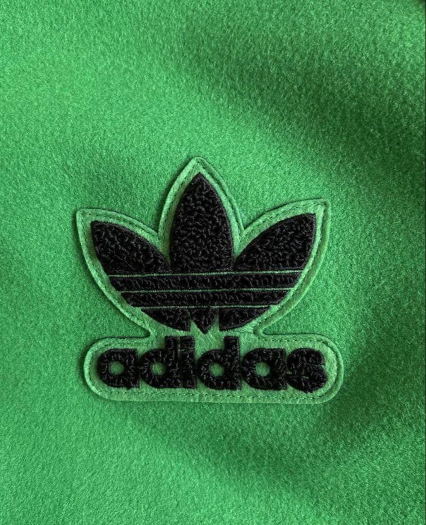 adidas グリーン スタジャン L