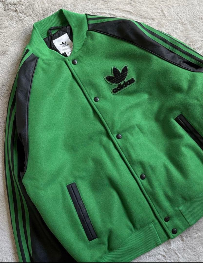 adidas グリーン スタジャン L