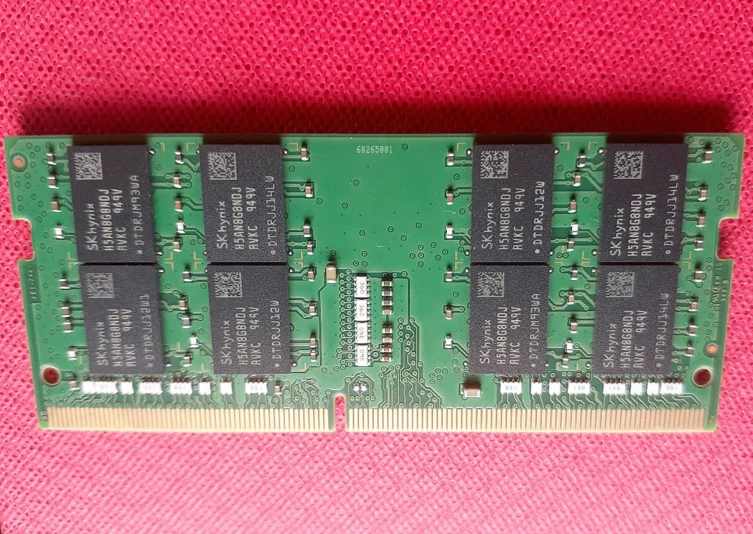 SK hynix 16GB DDR4 2666MHz メモリー①