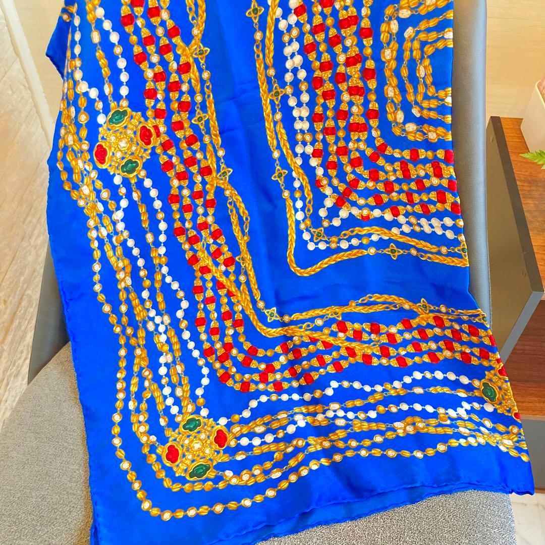 CHANEL シャネル チェーン 宝石柄 スカーフ ブルー