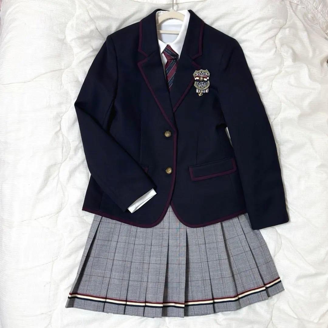 美品 ELLE en noir エルアンノワール　フォーマルスーツ　160