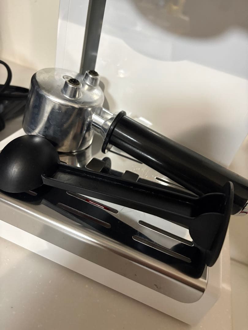 DeLonghi エスプレッソマシン　ECP3220J