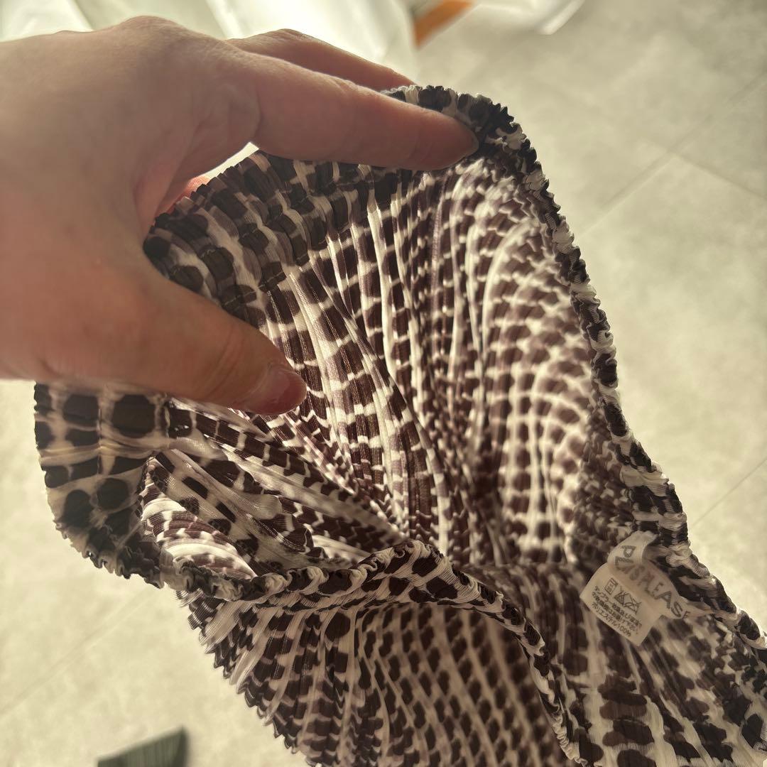 PLEATS PLEASE ドット柄ストレートパンツ サイズ3