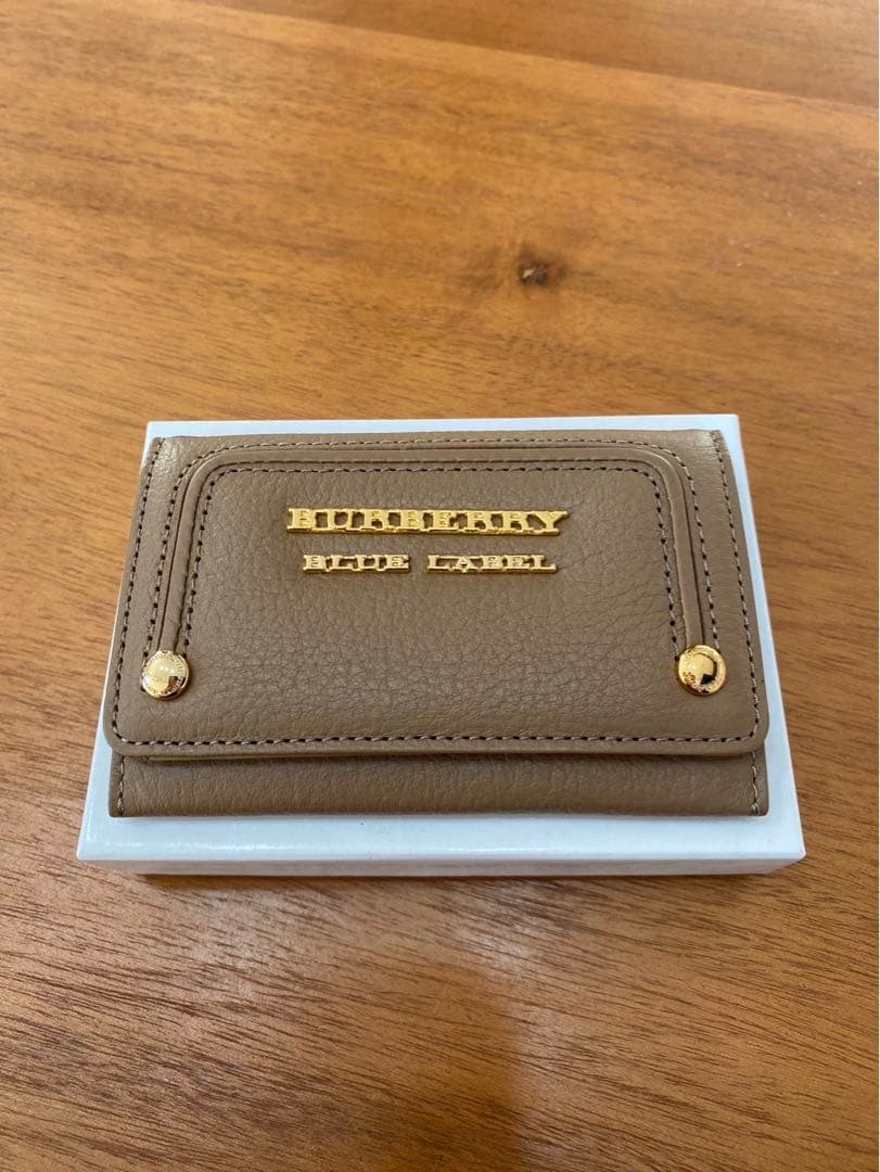 【新品未使用】バーバリー　名刺入れ　パスケース