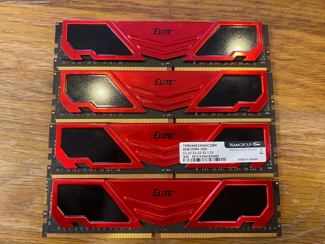 PCメモリ DDR4 3200Mhz(PC4-25600) 8GBx４枚