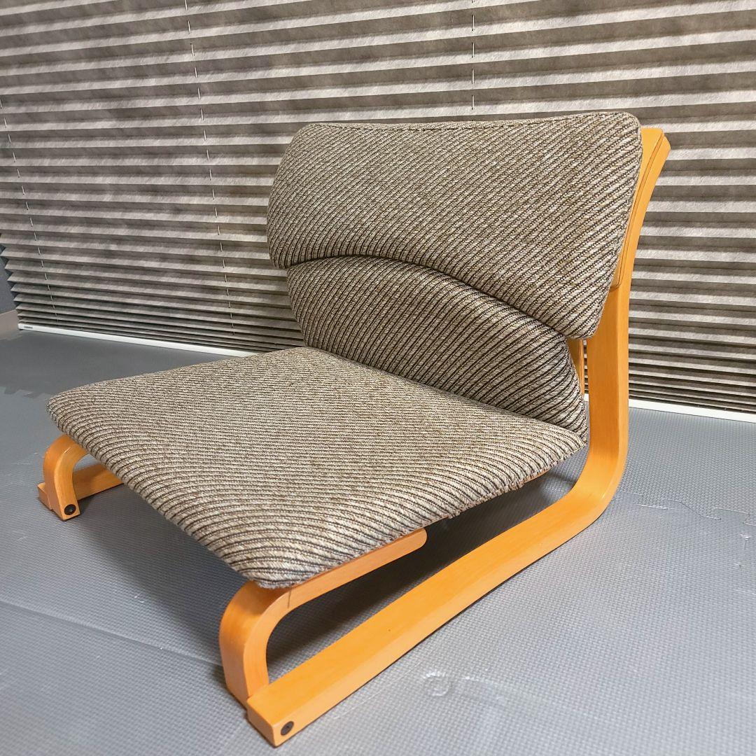 徳島県立工業技術センター　新日本木工　曲木　低座椅子　胡坐楽座椅子　腰痛防止