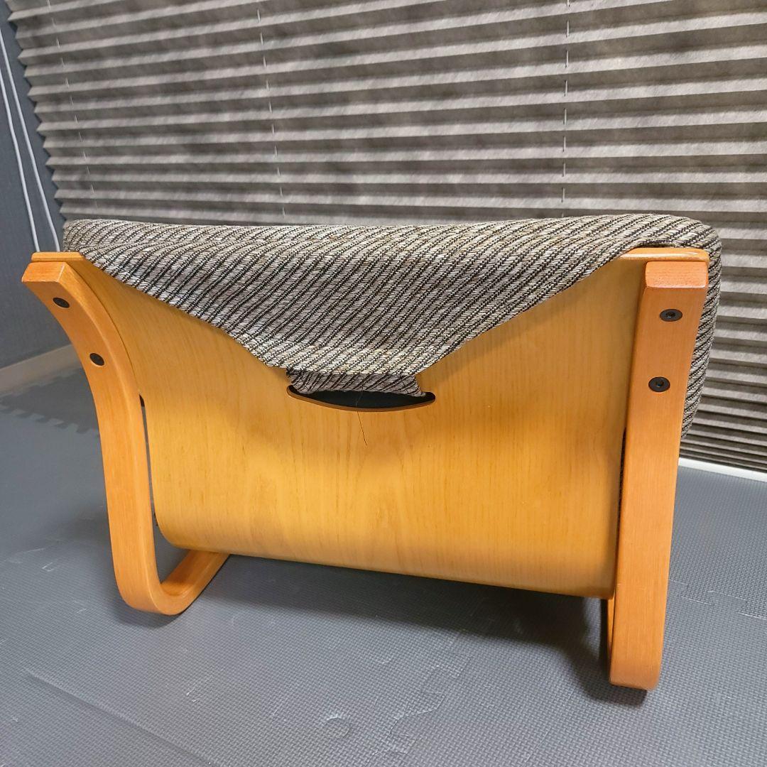 徳島県立工業技術センター　新日本木工　曲木　低座椅子　胡坐楽座椅子　腰痛防止