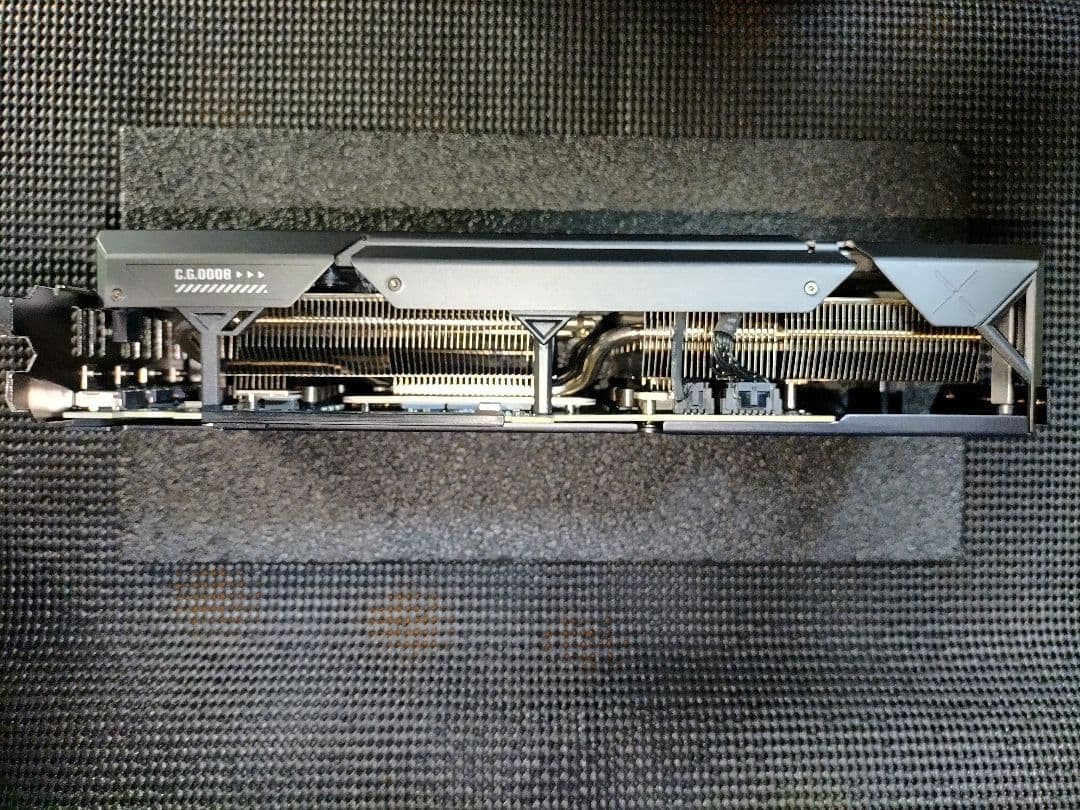 グラフィックボード・グラボ・ビデオカード ASUS GEFORCE TUF-RTX4070-O12G-GAMING