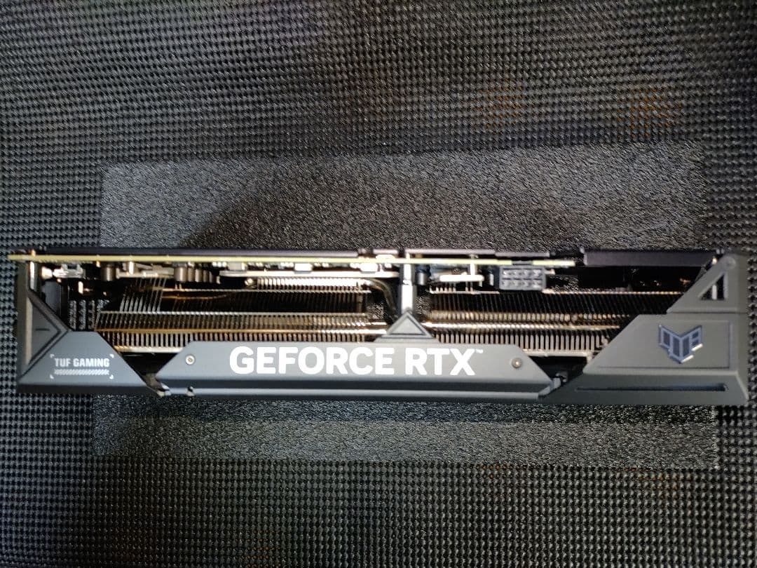 グラフィックボード・グラボ・ビデオカード ASUS GEFORCE TUF-RTX4070-O12G-GAMING