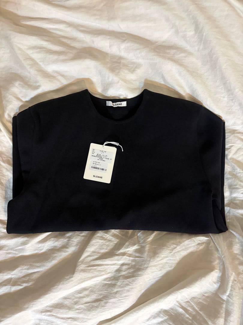 boutique310 肩で魅せるニット　ブラック