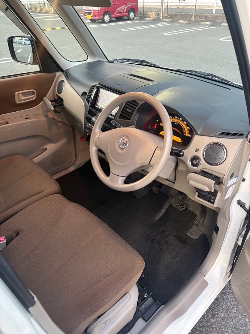 処分価格　日産ルークス　車検9年11月　低走行9万キロ代