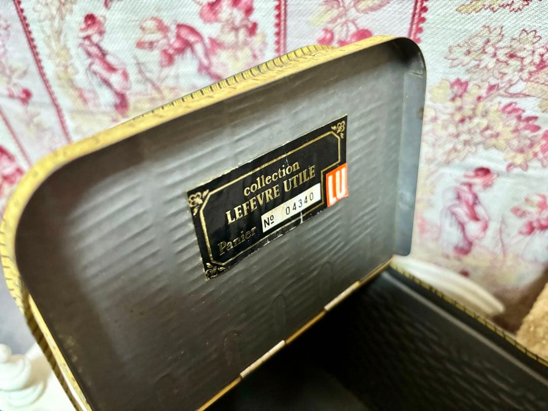 LUビスケット バスケット パニエ 缶 フランスアンティーク　ヴィンテージ