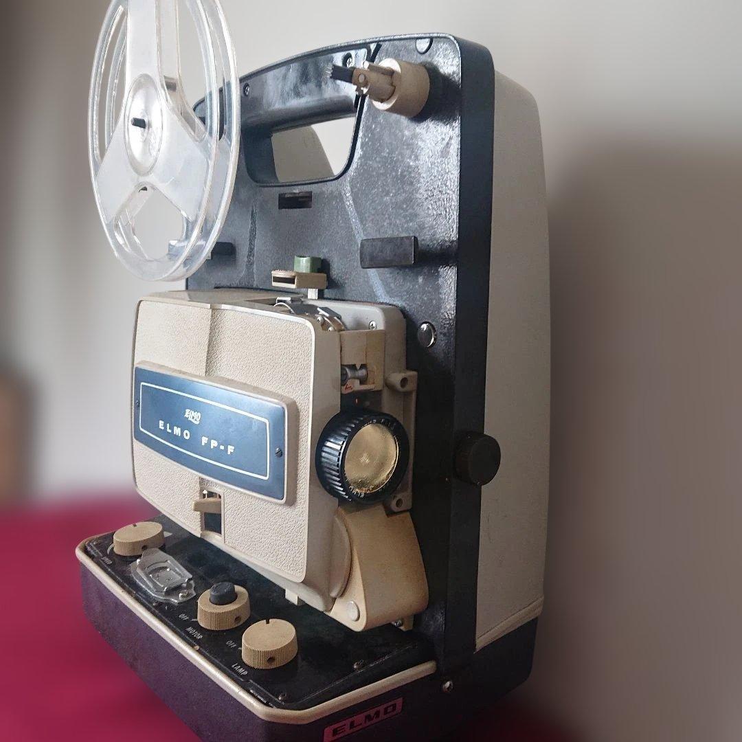 昭和希少製品、ELMO P.F.F. 映写機 ホワイト/ブラック箱付通電稼働ok