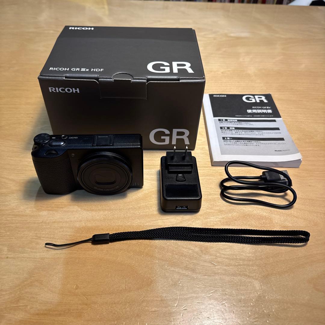 RICOH GR IIIx HDF コンパクトデジタルカメラ