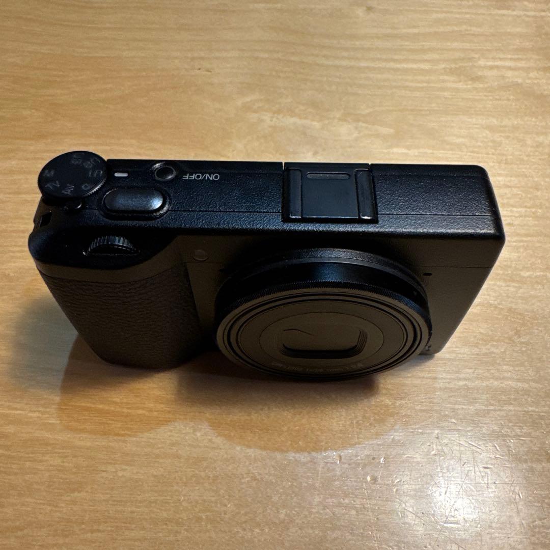 RICOH GR IIIx HDF コンパクトデジタルカメラ