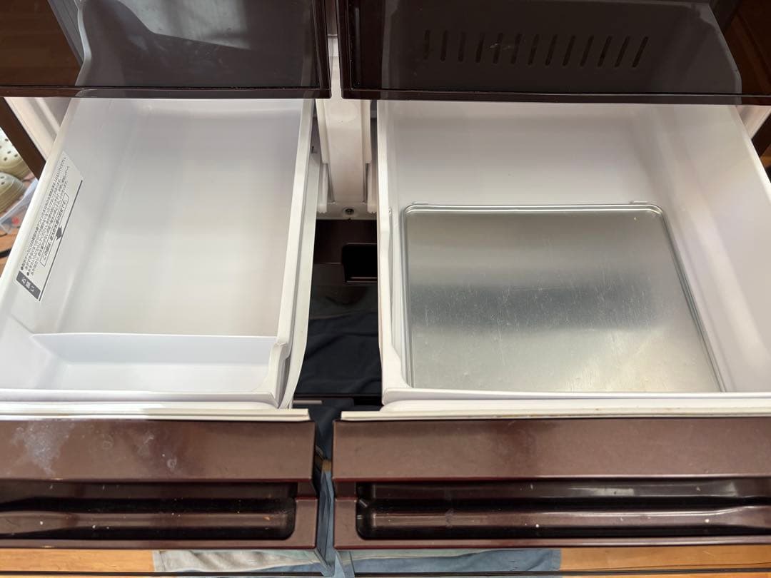 日立　HITACHI 冷蔵庫　2014年製　R-G5200D クリスタルドア