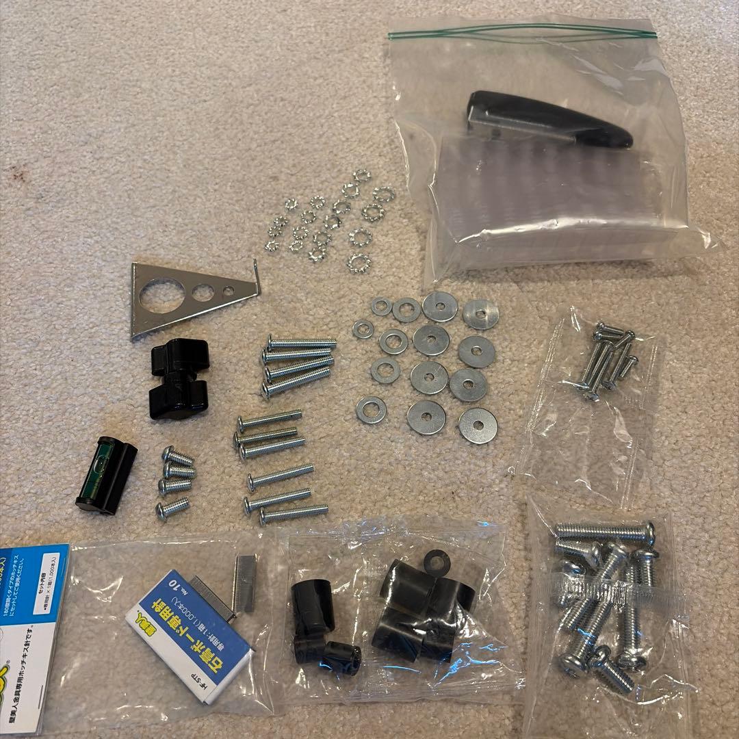 T　壁美人 Lサイズ　37〜65型ブラック　部品付き　テレビ壁掛け金具