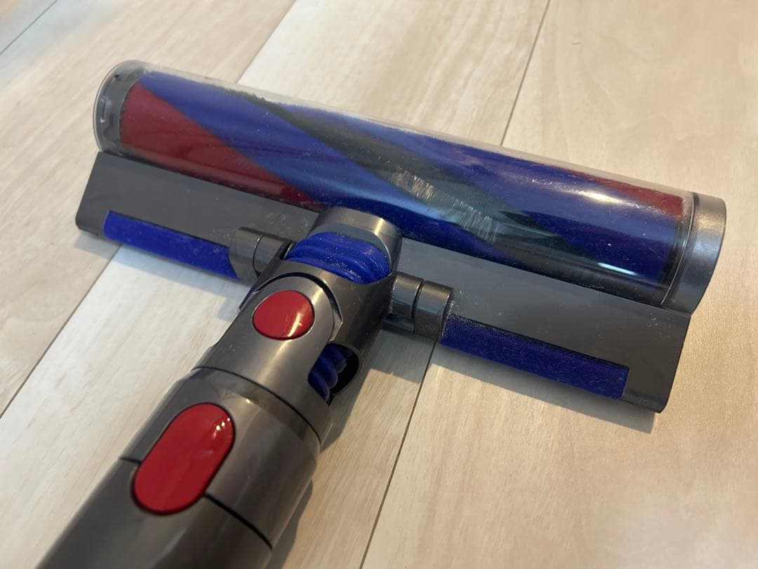 【4/12まで】ダイソン Dyson V8 Slim Fluffy スタンド付き