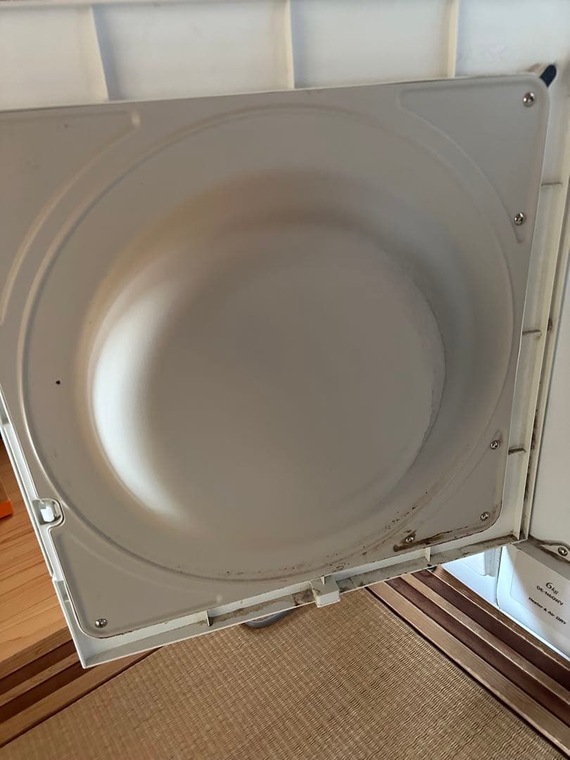 HITACHI 電気式乾燥機 6キロ　ジャンク品