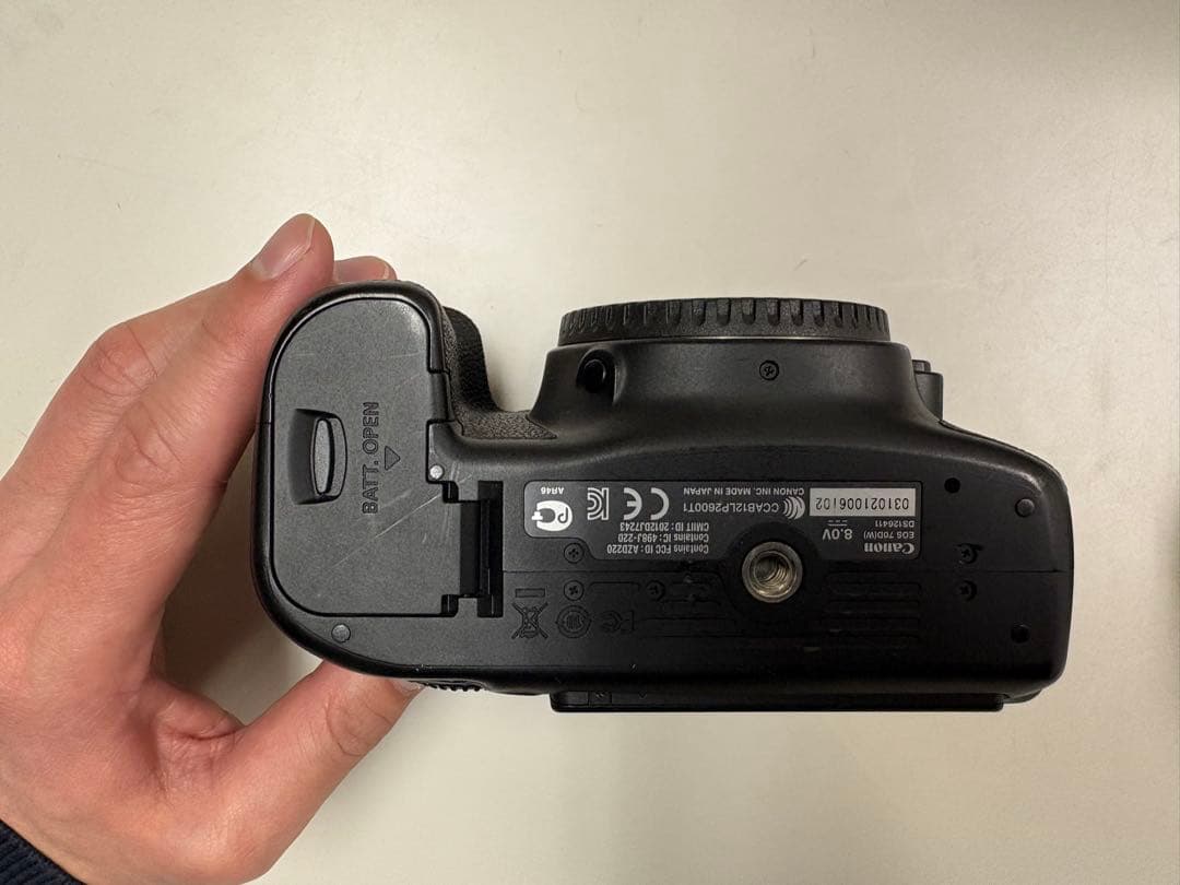 【ハンくん】Canon EOS 70D デジタル一眼レフ 本体セット