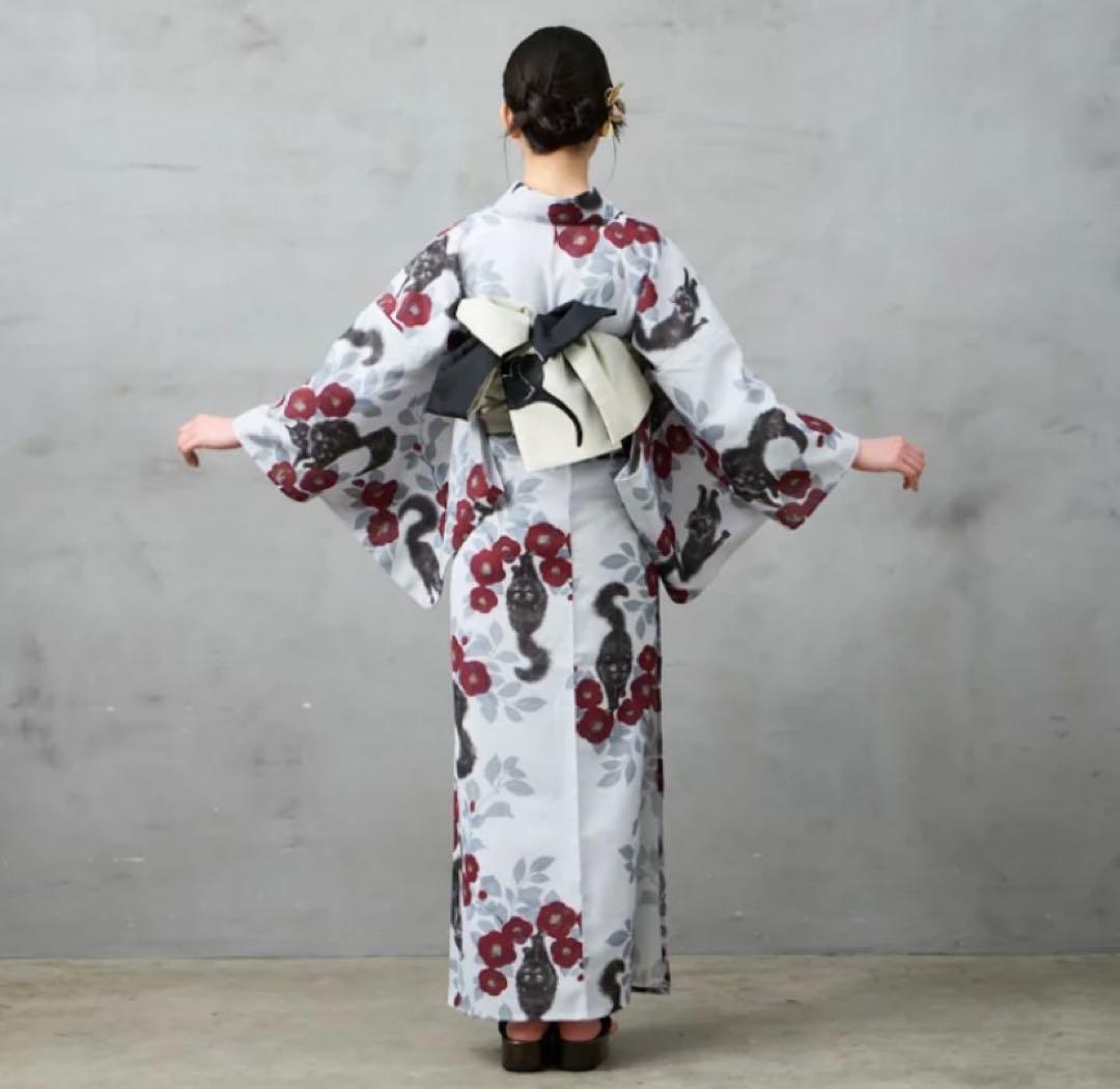 ふりふ　水墨猫　浴衣