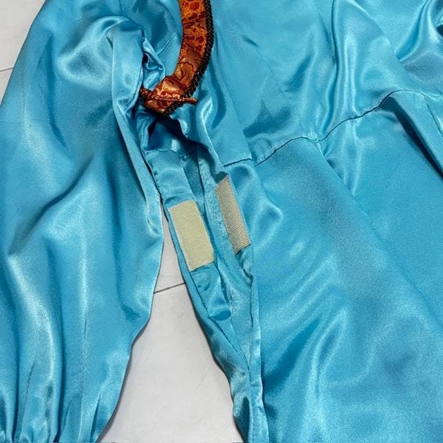 超美品★モンゴル民族衣装デール＆タッセルイヤリングセット ステージ用 水色、金茶