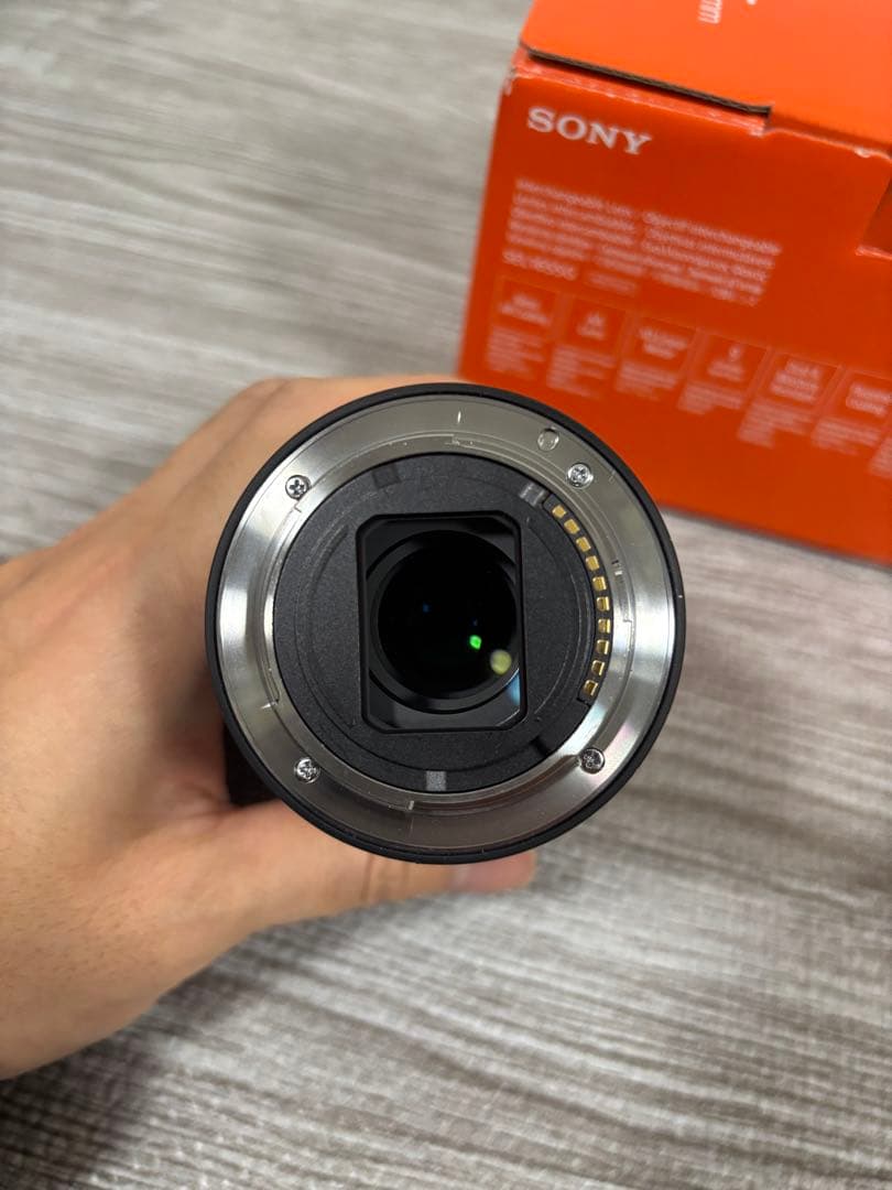 SONY E 16-55mm F2.8 G ズームレンズ　美品